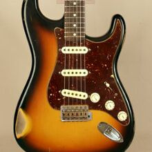 Photo von Fender Stratocaster Relic CS 60 Sunburst Limited (2007)