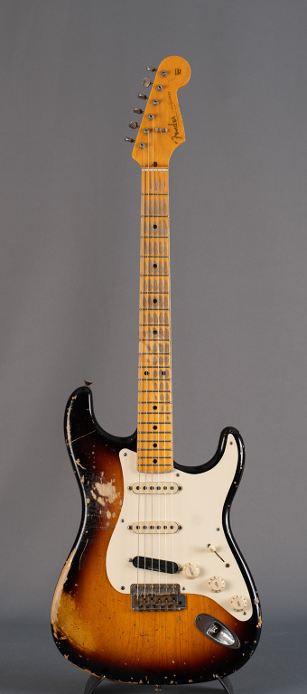 ★Custom HardRelic Sunburst StratocasterⅡ ☆Custom HardRelic Sunburst StratocasterⅡ Platinum Fender
