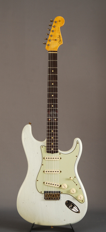 ☆Ultimate Relic Multilayer Stratocaster Shop Fender Stratocaster