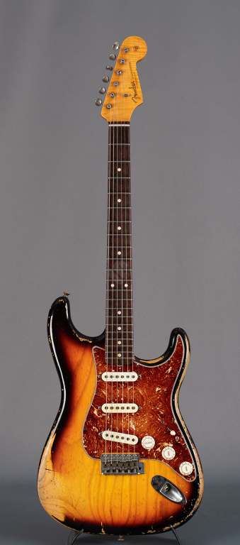 fenderstratocaster62-heavy-