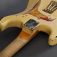 Fender Stratocaster 68 Heavy Relic Aged Vintage White over 3-Color Sunburst (2021) Detailphoto 18