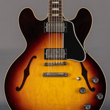 Photo von Gibson ES-335 63 Nashville VOS Sunburst (2015)