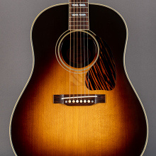 Photo von Gibson Southern Jumbo 1942 Banner (2022)