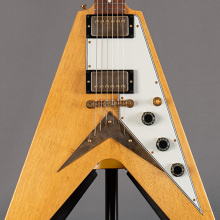 Photo von Schwarz Model A "Superba" (2024)
