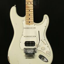 Photo von Fender Stratocaster 69 HSS Vintage White Floyd Rose Relic (2002)