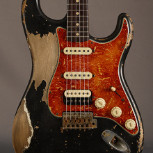 Photo von Fender Stratocaster 61 HSS Heavy Relic Pinup Masterbuilt Vincent van Trigt (2021)